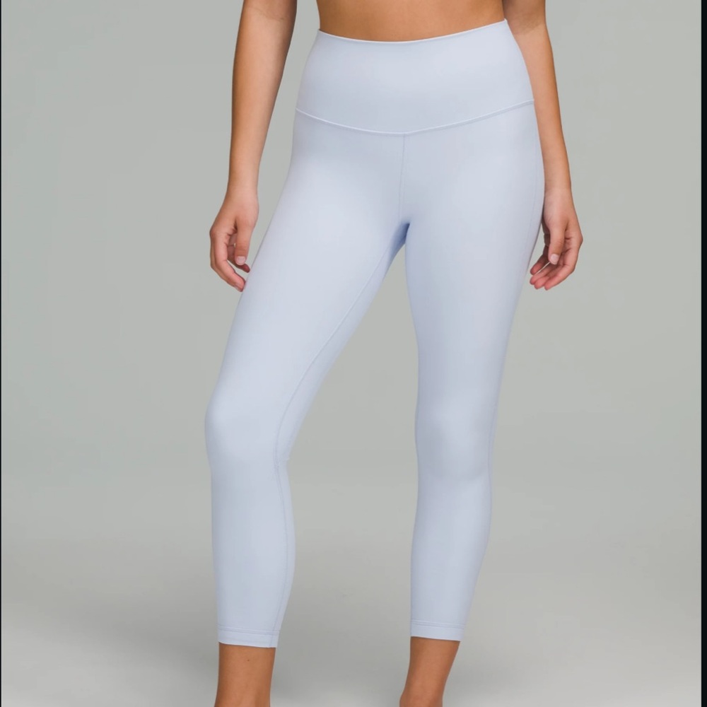 LULULEMON ALIGN™ HIGH-RISE PANT 25"
Pastel Blue
Size: 6 Qty: 1
142202256